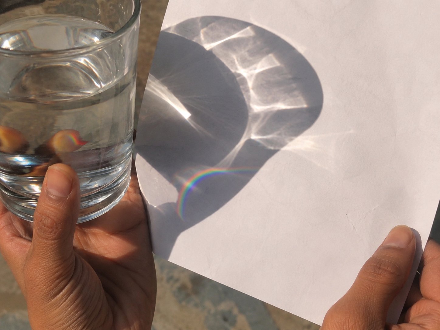 Hidden Rainbow in a Glass